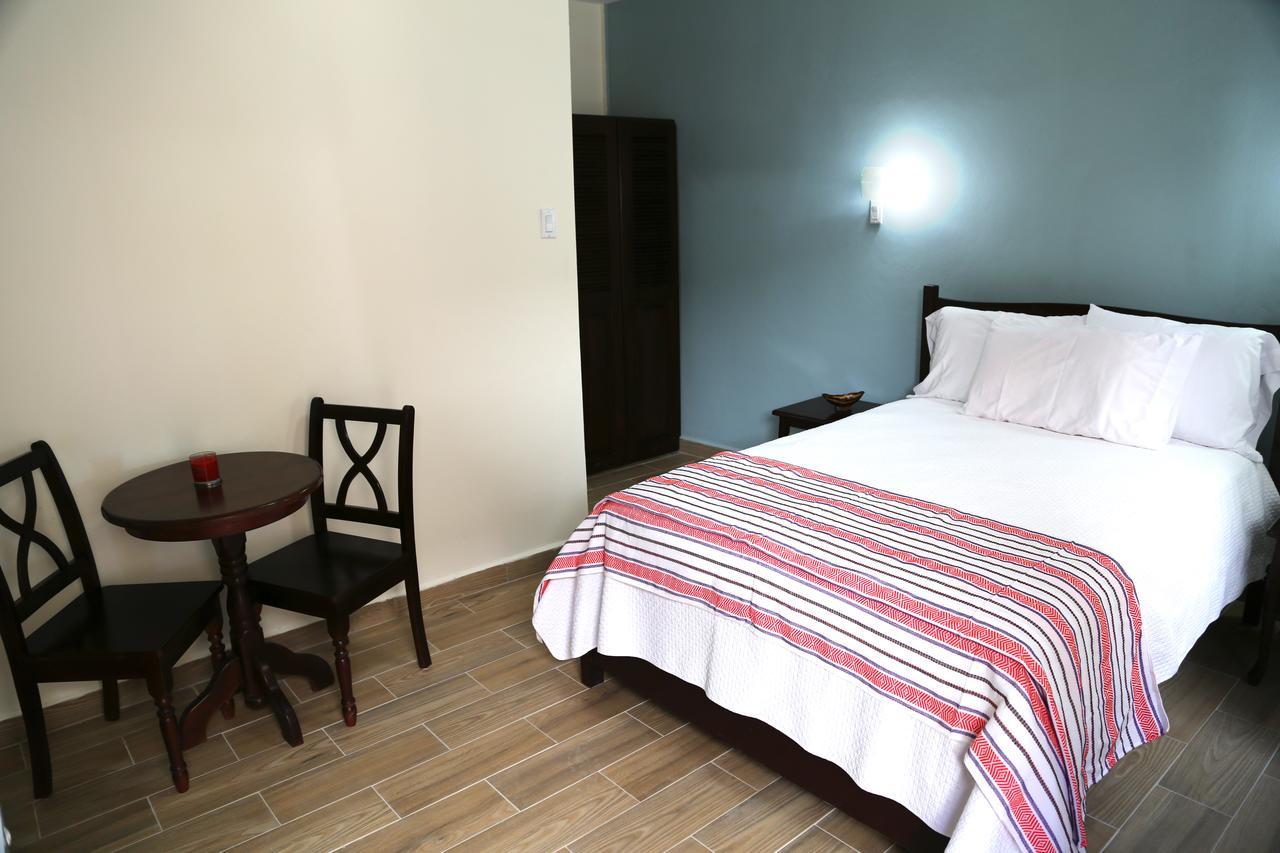 Jan'S Hotel Caye Caulker Bagian luar foto
